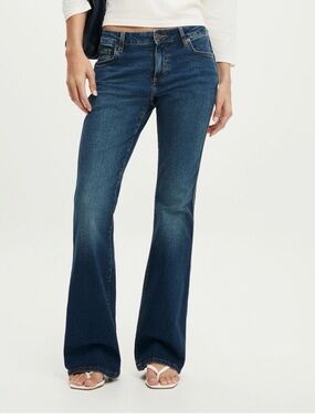 Guess Dark Blue Mid Rise Bootcut Jeans 368